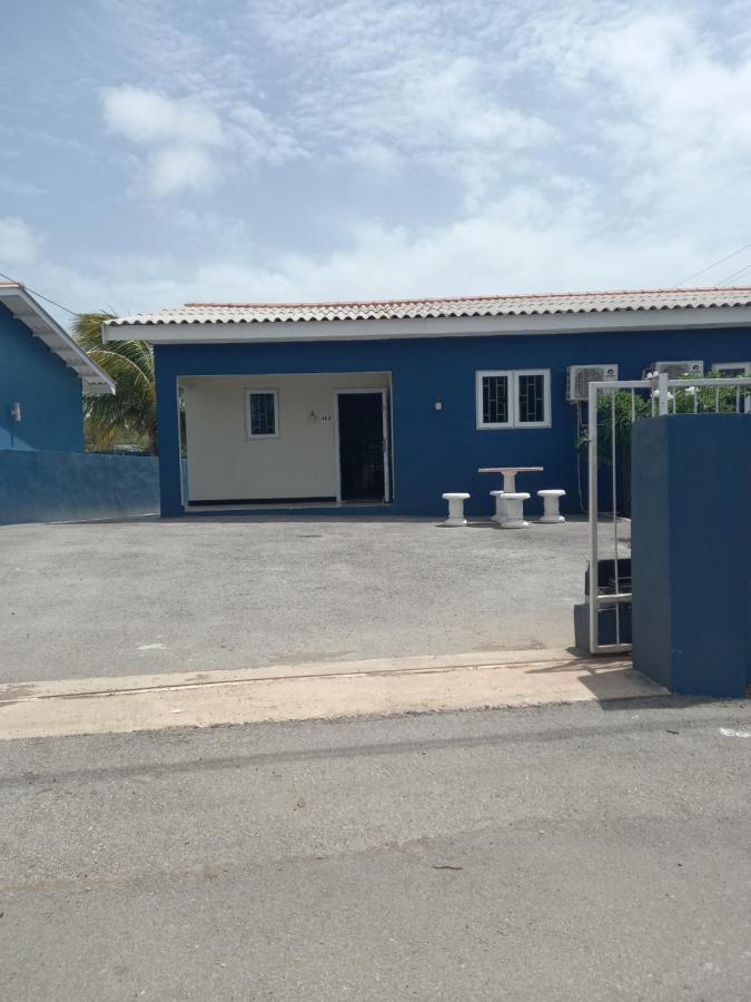 Blue Apartments Willemstad Esterno foto